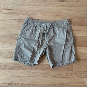 H&M casual khaki shorts